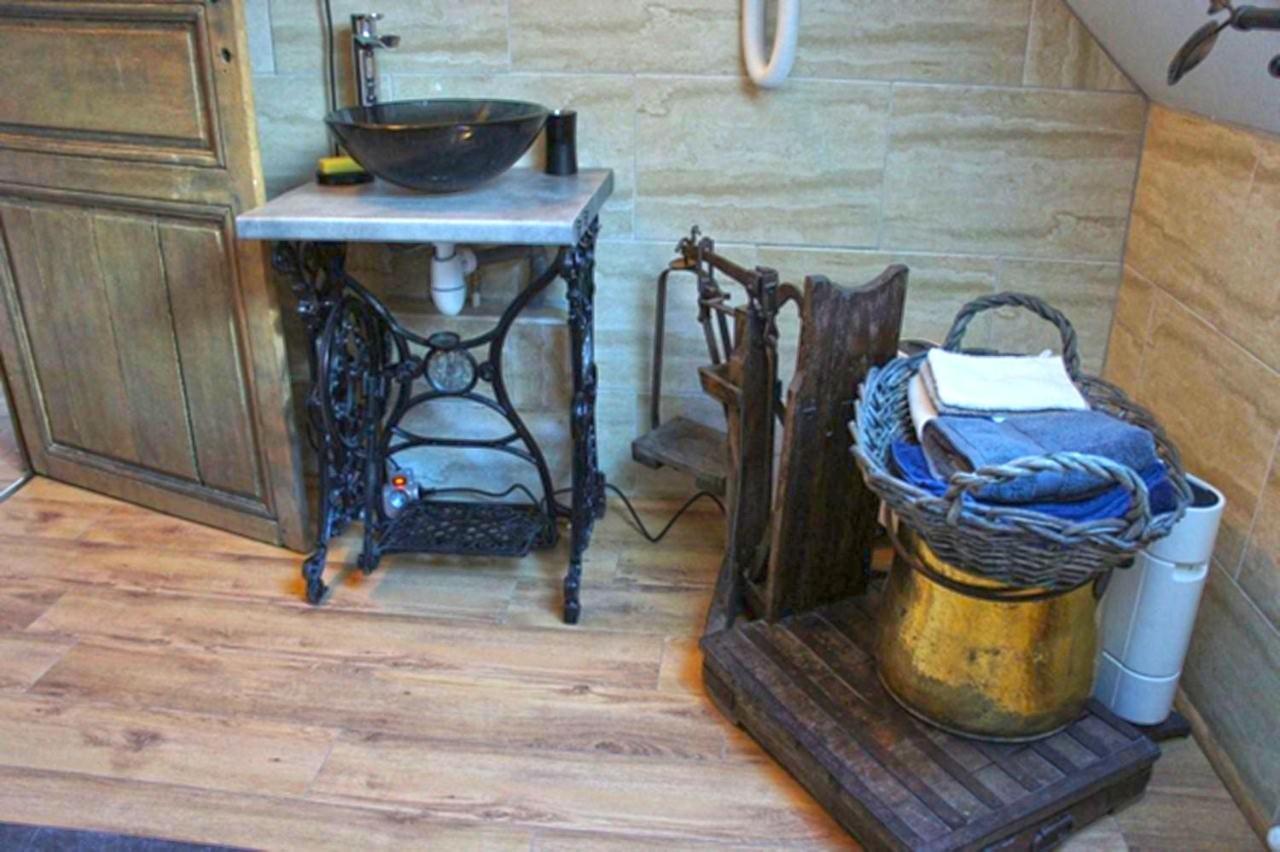 Aux Logis De La Solre Bed and Breakfast Ferrière-la-Petite Exteriör bild